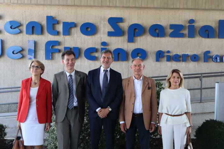 Italia e Francia promuovono l'autonomia strategica europea nello spazio con visita al Centro Spaziale del Fucino