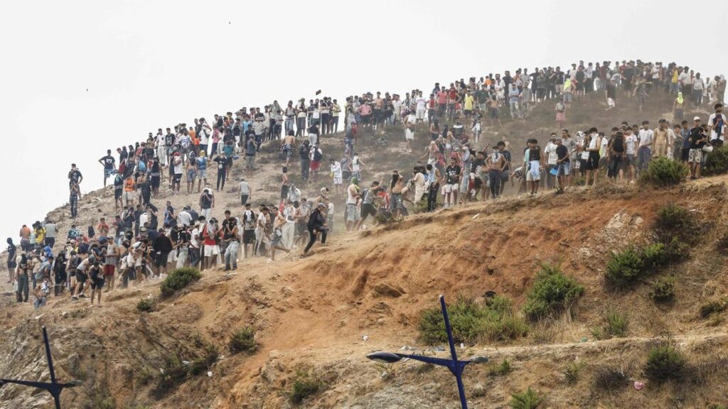 Italia sospende Schengen: chiusura totale delle frontiere con la Spagna dopo crisi migratoria a Ceuta