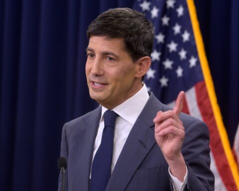 La Federal Reserve mantiene invariati i tassi di interesse tra il 3,50 e il 3,75 per cento