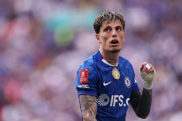 La Roma punta su Alejandro Garnacho del Chelsea, i Blues valutano un'uscita