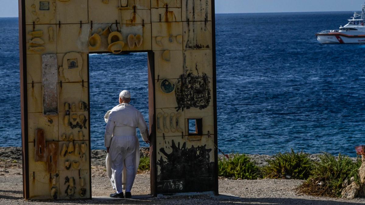 Lampedusa, papa Leone XIV critica l'Ue: “La migrazione è una chiamata epocale per l'Europa”