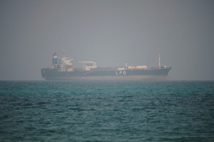 L'Arabia Saudita crea una coalizione marittima con 13 paesi per garantire la sicurezza nel Mediterraneo e nel Golfo di Aden