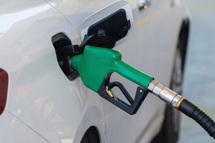 Le accise sui carburanti in Italia: novant'anni di aumenti e promesse non mantenute