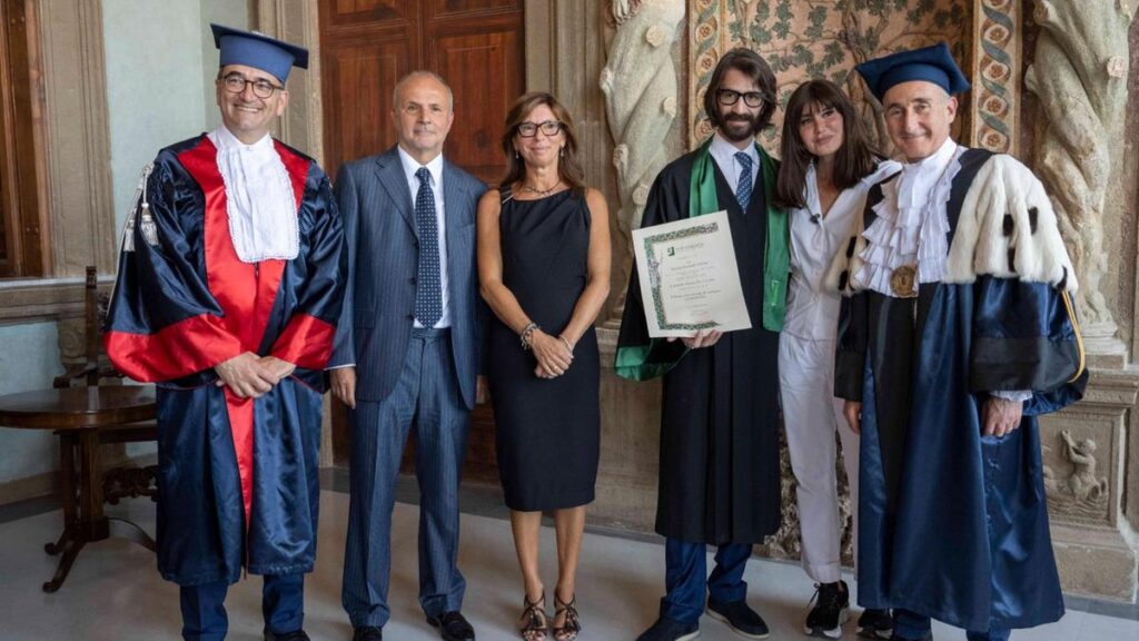 Leonardo Maria Del Vecchio riceve la laurea honoris causa a Tor Vergata per il suo impegno sociale e innovativo