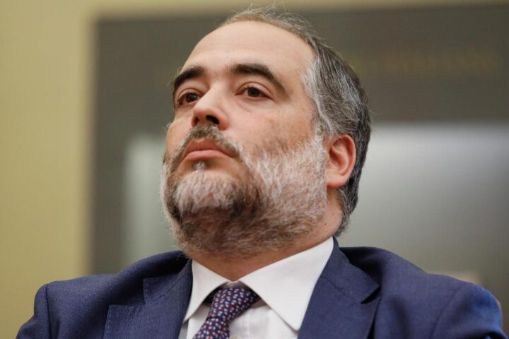 L'italia cresce ma affronta fragilità strutturali secondo il rapporto di Emmanuele Massagli