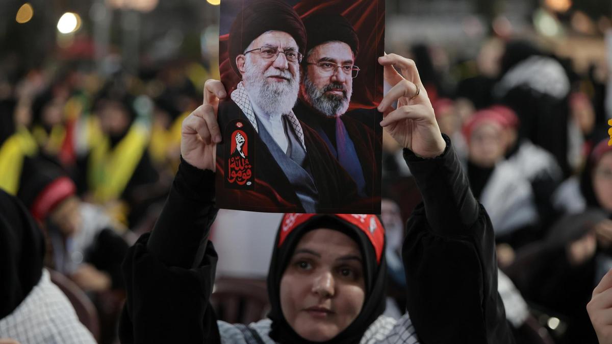 L'Italia si unisce in difesa della premier Meloni di fronte alle minacce iraniane