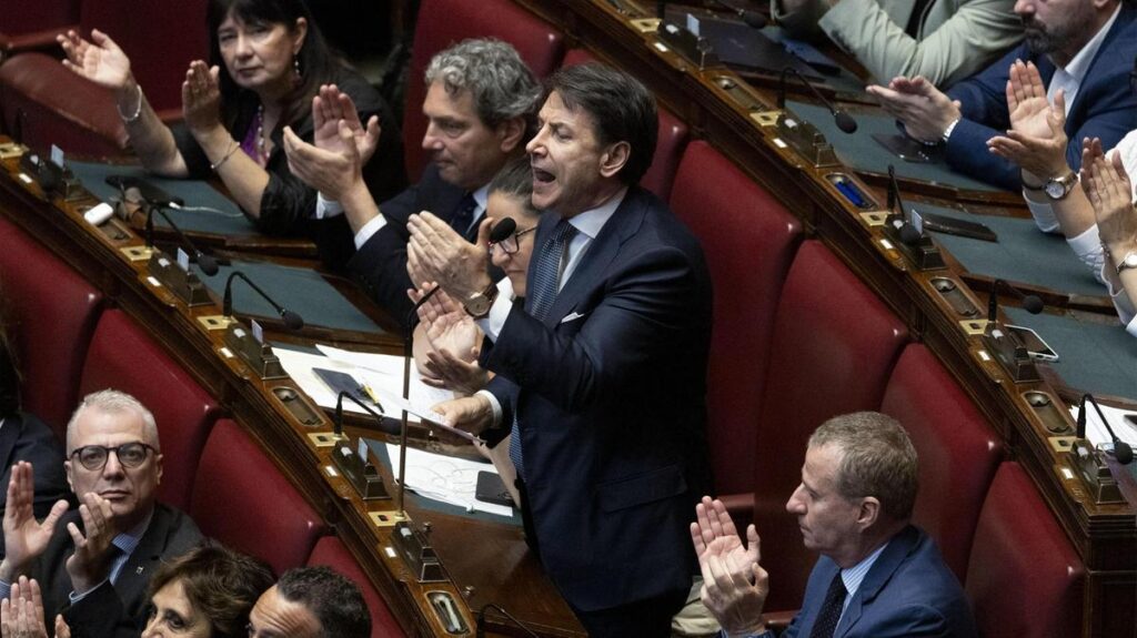 L'opposizione critica la riforma elettorale di Meloni, il centrosinistra in crisi per la leadership
