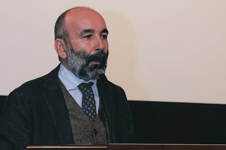 M5S, il conflitto sul simbolo: il parere legale su Grillo e Conte