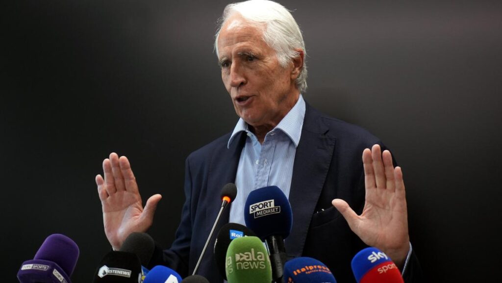 Malagò: "Un nuovo ct in arrivo, ma chi ha fatto brutta figura?"