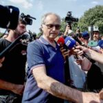 Mario Roggero: discussioni su candidatura e grazia tra polemiche politiche e legali