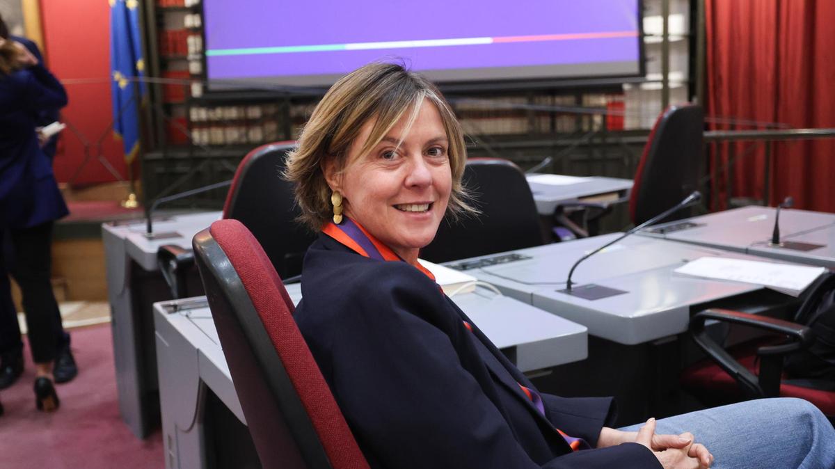 Meloni esulta per il via libera al piano casa, l'opposizione critica gli annunci insufficienti