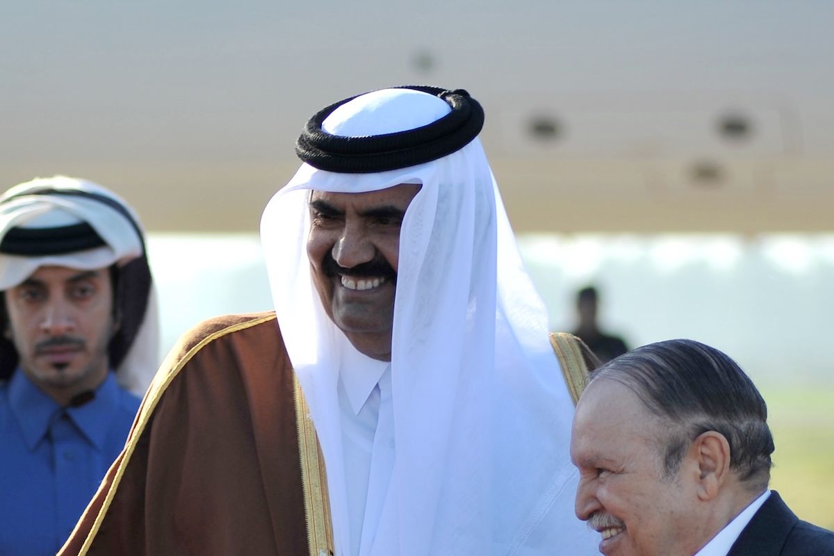 Morto a 74 anni l’ex emiro del Qatar Hamad bin Khalifa Al Thani, artefice della ricchezza del paese