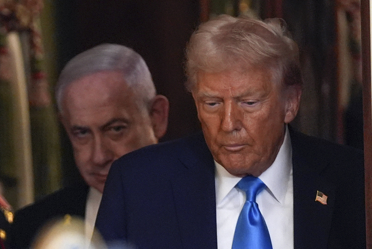 Netanyahu cerca di riavvicinarsi a Trump durante la visita alla Casa Bianca