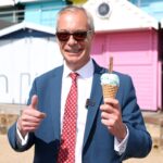 Nigel Farage si dimette da parlamentare di Clacton-on-Sea e si ricandida, accusato di donazioni illecite