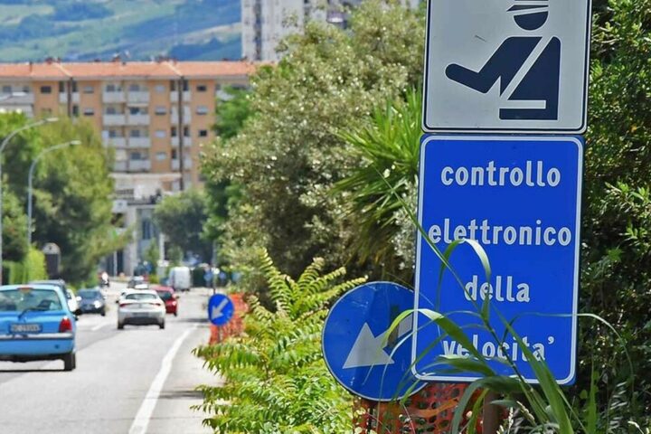 Nuove regole per gli autovelox: pubblicato il decreto Salvini che entra in vigore il 12 luglio