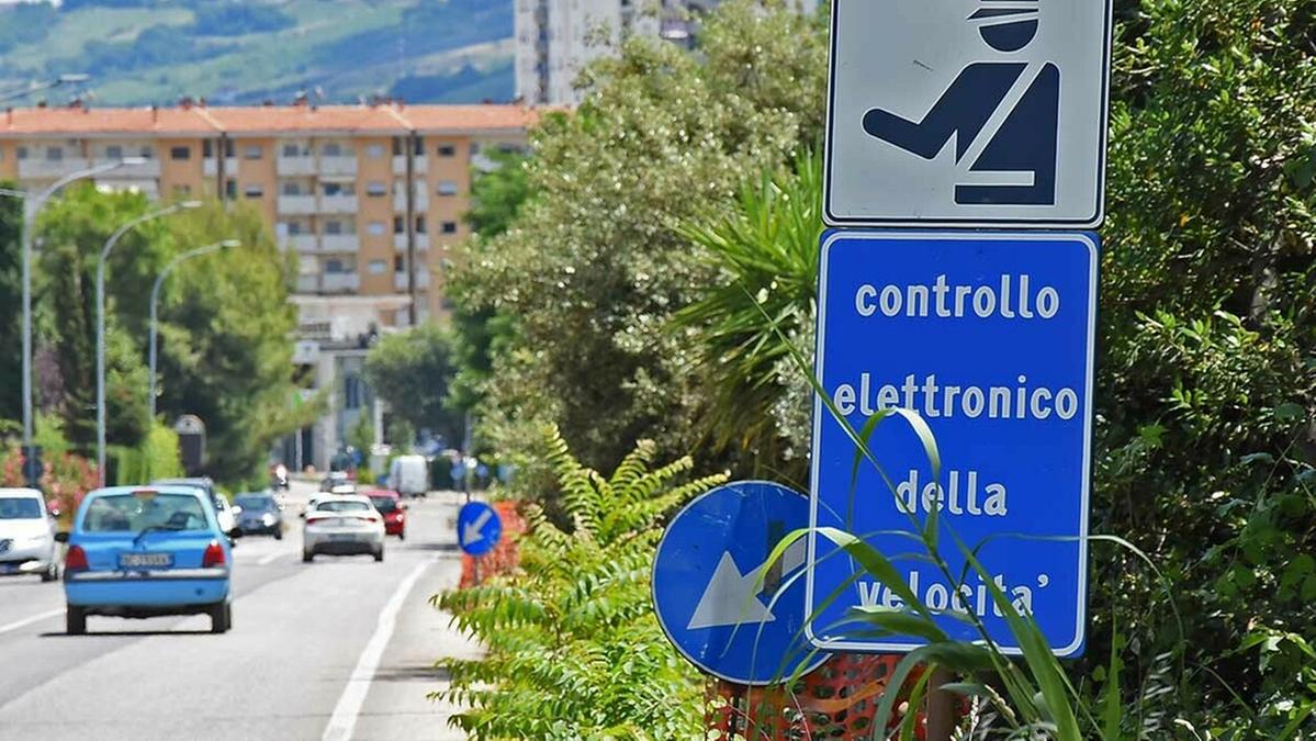 Nuove regole per gli autovelox: pubblicato il decreto Salvini che entra in vigore il 12 luglio