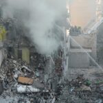 Nuovo attacco russo su Kiev: otto morti e diversi feriti durante bombardamenti notturni
