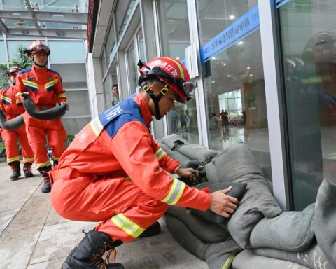 Oltre 1,8 milioni di persone evacuate in Cina per l'arrivo del tifone Bavi