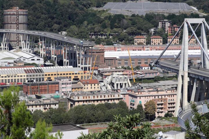 Ponte Morandi, 32 condanne per disastro colposo e omicidio stradale: 12 anni a Castellucci