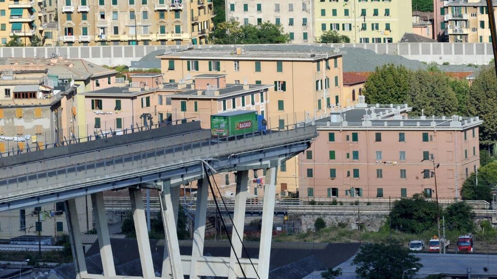 Ponte Morandi, quattro anni dopo la tragedia: 43 morti e la sentenza del processo in corso