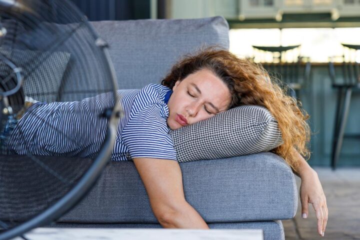 Raffreddamento domestico in Italia: costi e scelte tra ventilatore e condizionatore