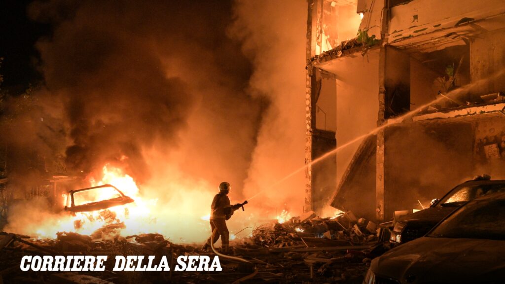 Raid russi su Kiev uccidono 22 persone, proclamata giornata di lutto in Ucraina
