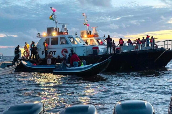 Recuperati i corpi di 27 vittime nel naufragio del traghetto MV Barima in Guyana