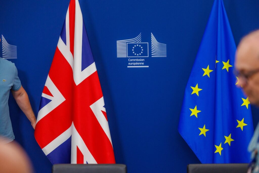 Regno Unito e Ue firmano accordo per libera circolazione tra Gibilterra e Spagna