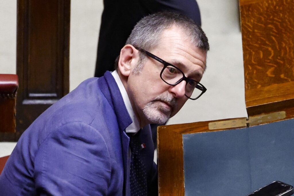 Rinvio del voto sulla questione delle chat, Forza Italia critica la decisione di Lo Voi