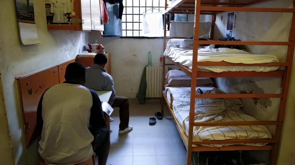 Rivolta nel carcere di Enna: detenuti si impadroniscono del vecchio padiglione