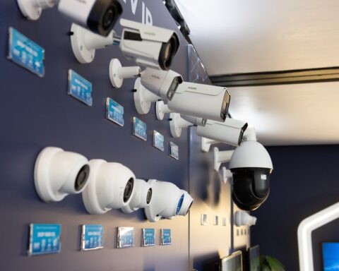 San Paolo: il sistema di sorveglianza Smart Sampa monitora la città con 50mila telecamere