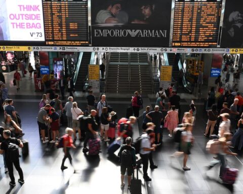 Sciopero nazionale dei treni il 23 e 24 luglio: impatti e fasce di garanzia assicurate