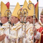 Scisma lefebvriano: quattro vescovi ordinati senza mandato pontificio in Svizzera