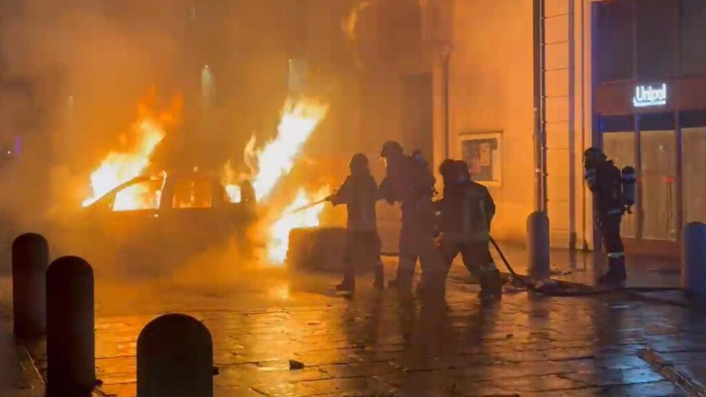 Scontri a Bologna, Meloni: “Irresponsabile alimentare odio contro le forze dell'ordine”