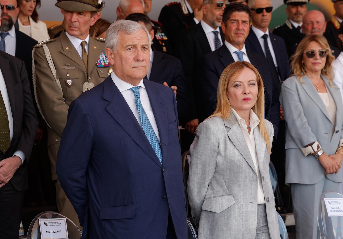 Scontro nel centrodestra sulle intercettazioni: Forza Italia e Noi Moderati dicono no all'emendamento di FdI