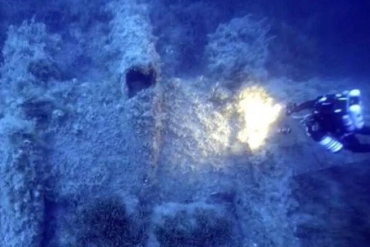 Scoperto relitto di caccia bombardiere della RAF nel mare del Cilento