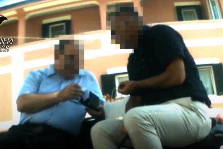 Spionaggio russo, presunta talpa interna al Vaticano nelle indagini in corso