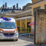 Tragedia notturna a Milano: 28enne peruviano annega nella piscina Romano dopo aver scavalcato la recinzione
