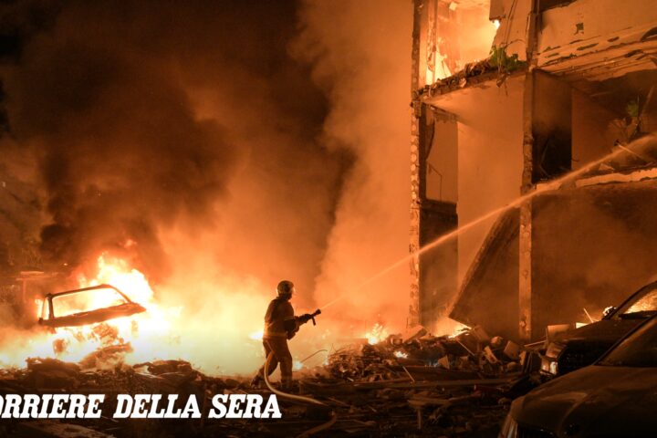Tre morti in attacchi russi a navi mercantili nel Mar Nero e nell'Ucraina meridionale