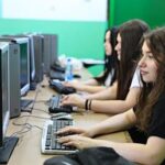 Unicef: l'intelligenza artificiale plasma l'infanzia, ma crea rischi e disparità globali