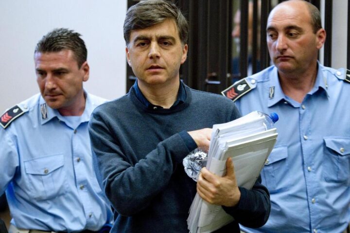 Valter Lavitola indagato per l'attentato a Sigfrido Ranucci: legami e ombre nel mondo politico italiano