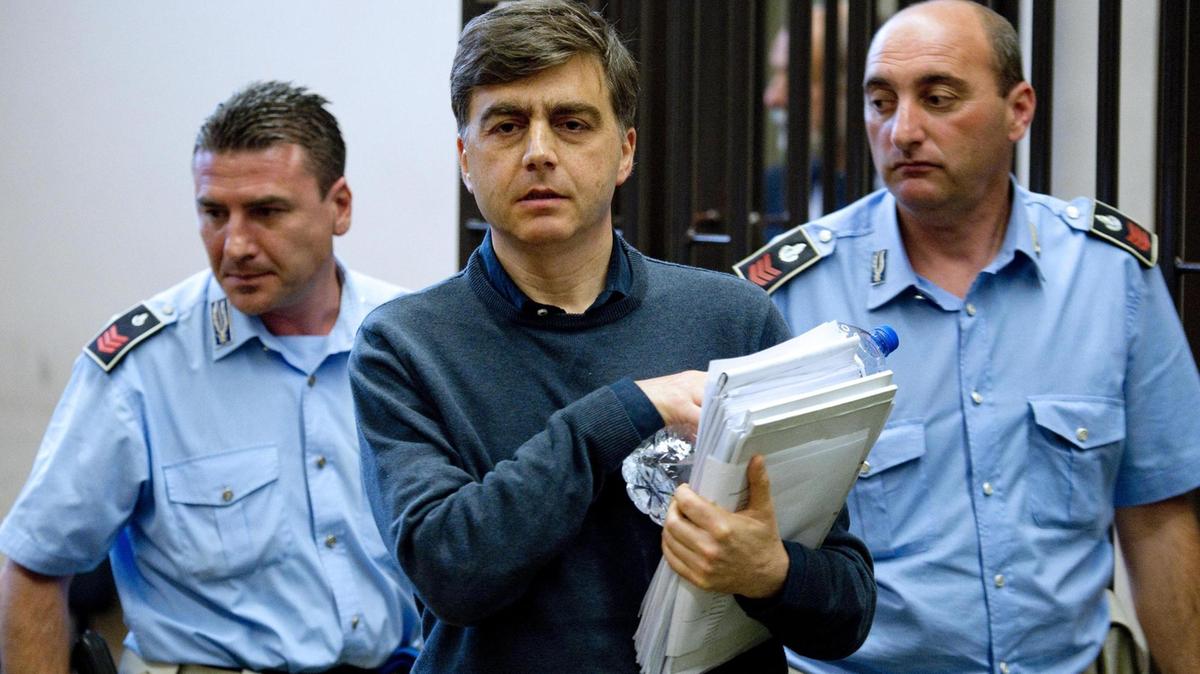 Valter Lavitola indagato per l'attentato a Sigfrido Ranucci: legami e ombre nel mondo politico italiano