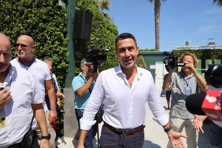 Vannacci chiude annuncio per addetto stampa su LinkedIn dopo 24 ore senza specificare la Ral