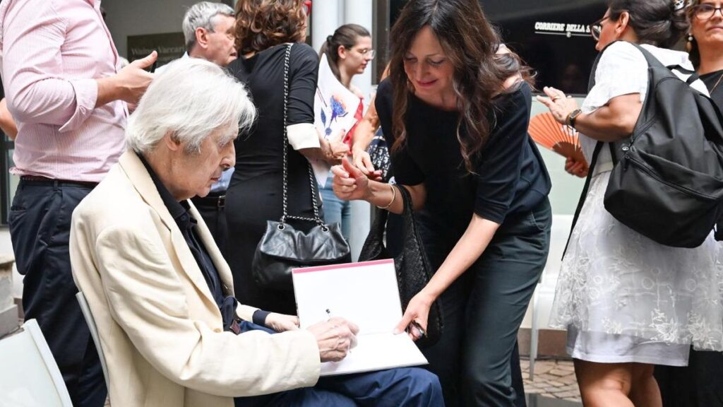 Vittorio Sgarbi presenta il suo libro sulla montagna a Ascoli Piceno il 8 luglio