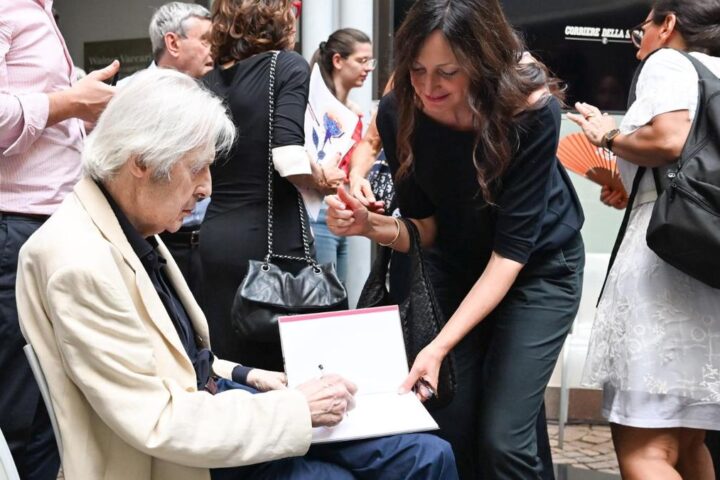 Vittorio Sgarbi presenta il suo libro sulla montagna a Ascoli Piceno il 8 luglio