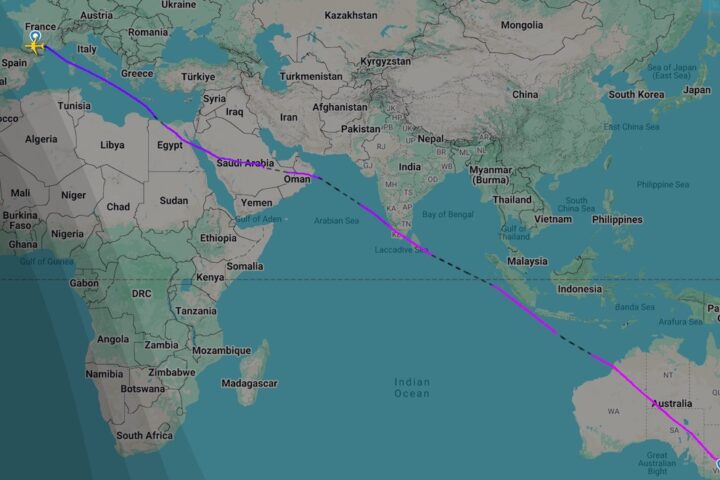 Volo Qantas A350-1000ULR: più di 67mila persone seguono il viaggio da Tolosa a Melbourne