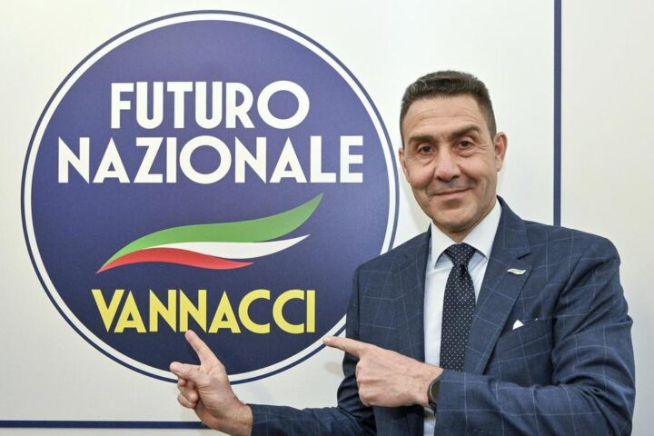 Analisi di Vespa: il futuro di Vannacci tra sondaggi e alleanze nel centrodestra