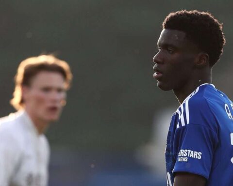 Atalanta considera l'acquisto di Assane Diao del Como, ma le trattative si preannunciano complesse