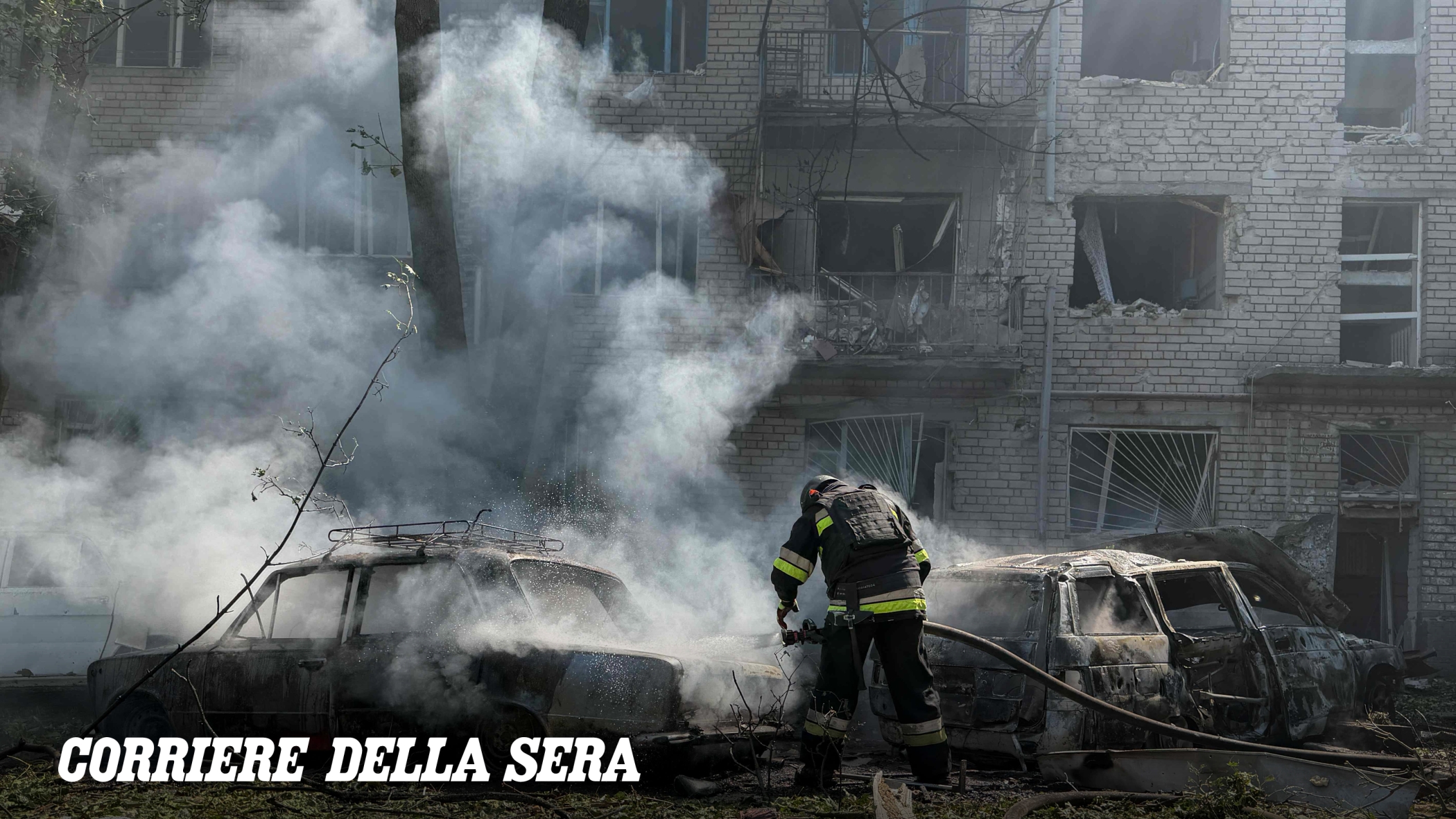 Attacco russo su Zaporizhzhia: sei morti e venti feriti, Zelensky denuncia l'uso di missili nordcoreani