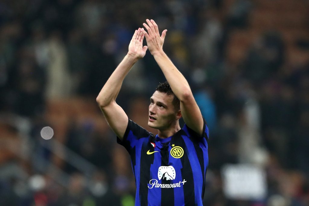 Benjamin Pavard si avvicina a un probabile rinnovo con l'Inter grazie al suo atteggiamento positivo